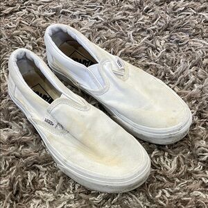 Vans woMen's Off-White Slip-On Sneakers size 7